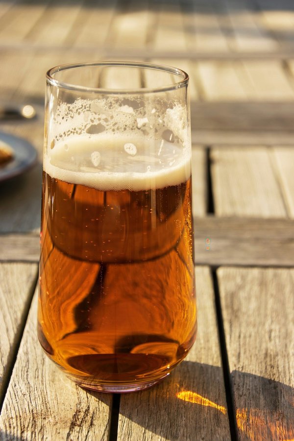 Découvrez hoppy road - myrrdin saison de coupage 75cl (5,4%)